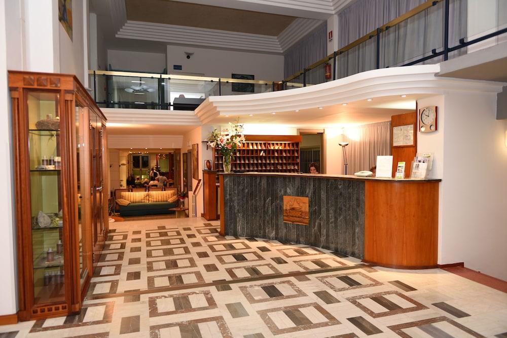 Grand Hotel Delle Terme Terme Luigiane エクステリア 写真