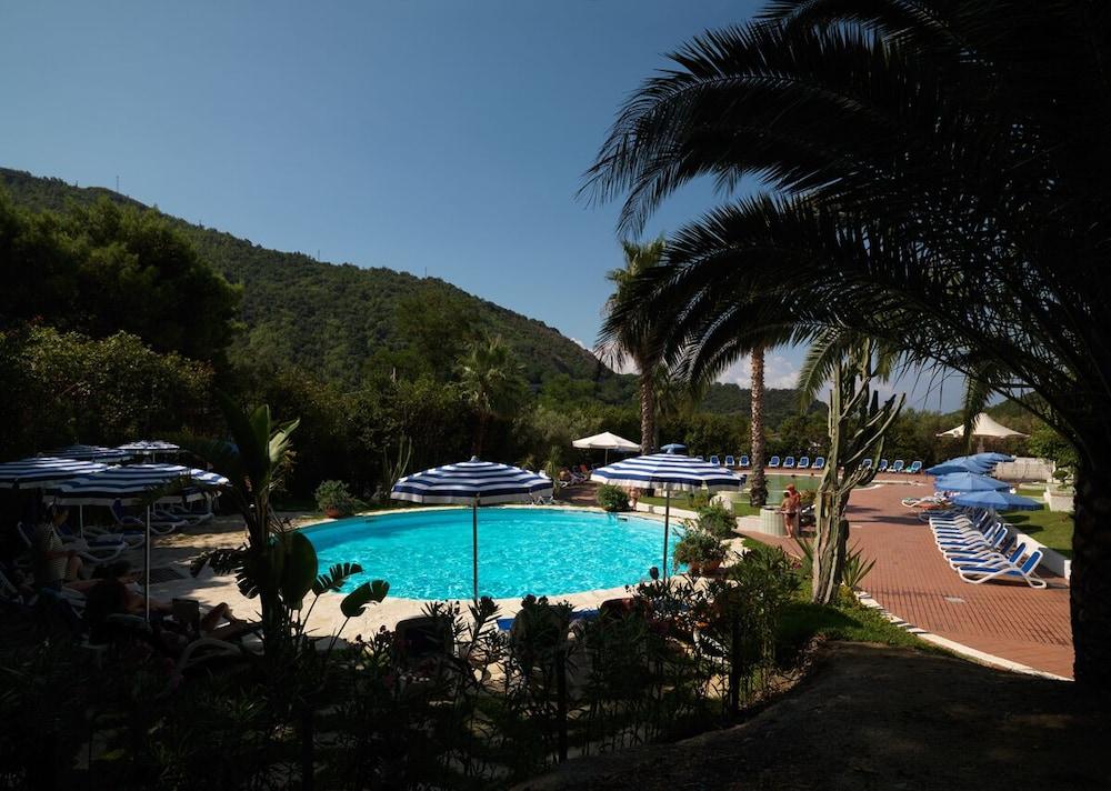 Grand Hotel Delle Terme Terme Luigiane エクステリア 写真