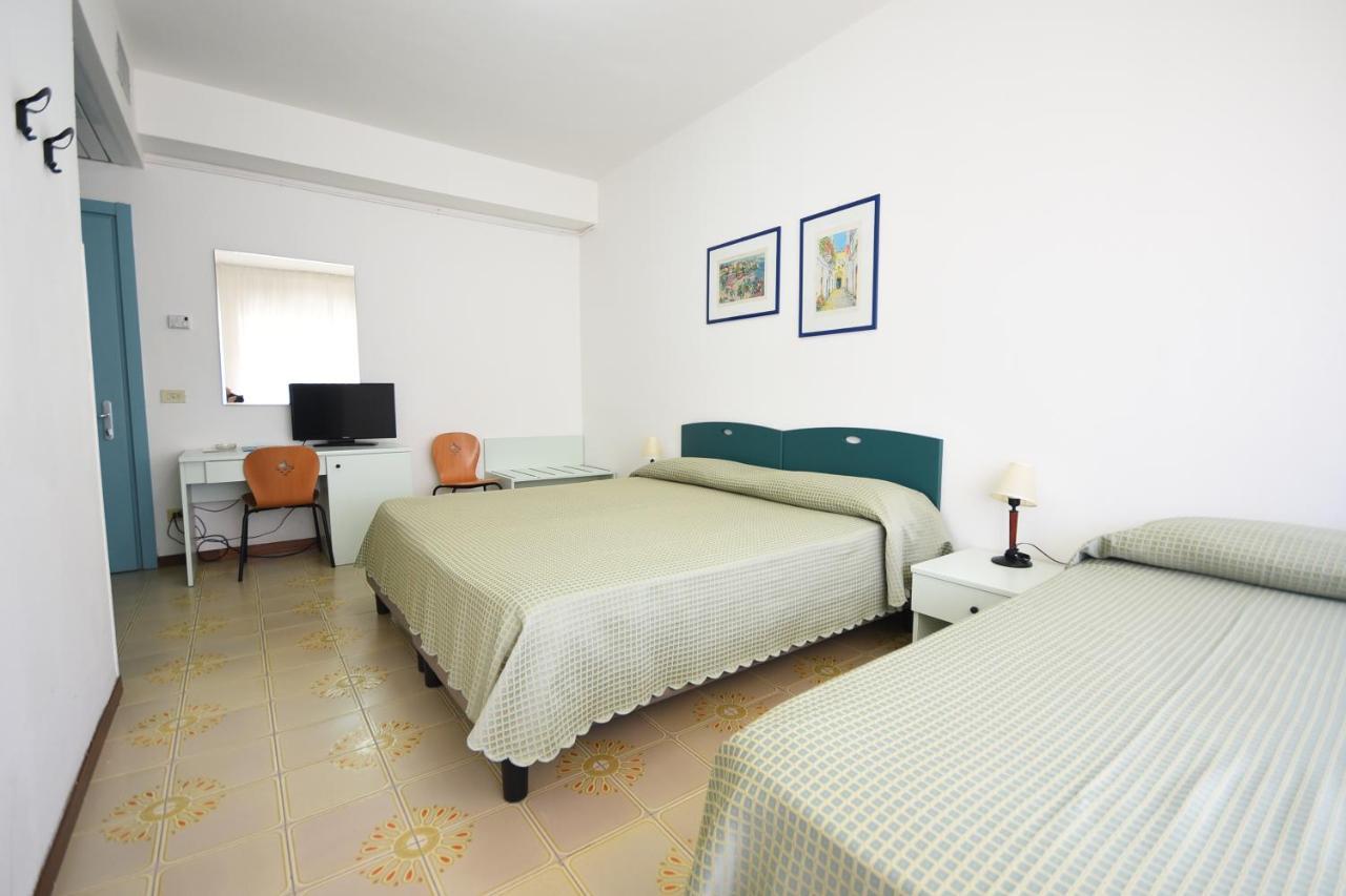 Grand Hotel Delle Terme Terme Luigiane エクステリア 写真