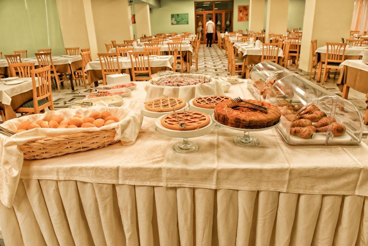 Grand Hotel Delle Terme Terme Luigiane エクステリア 写真
