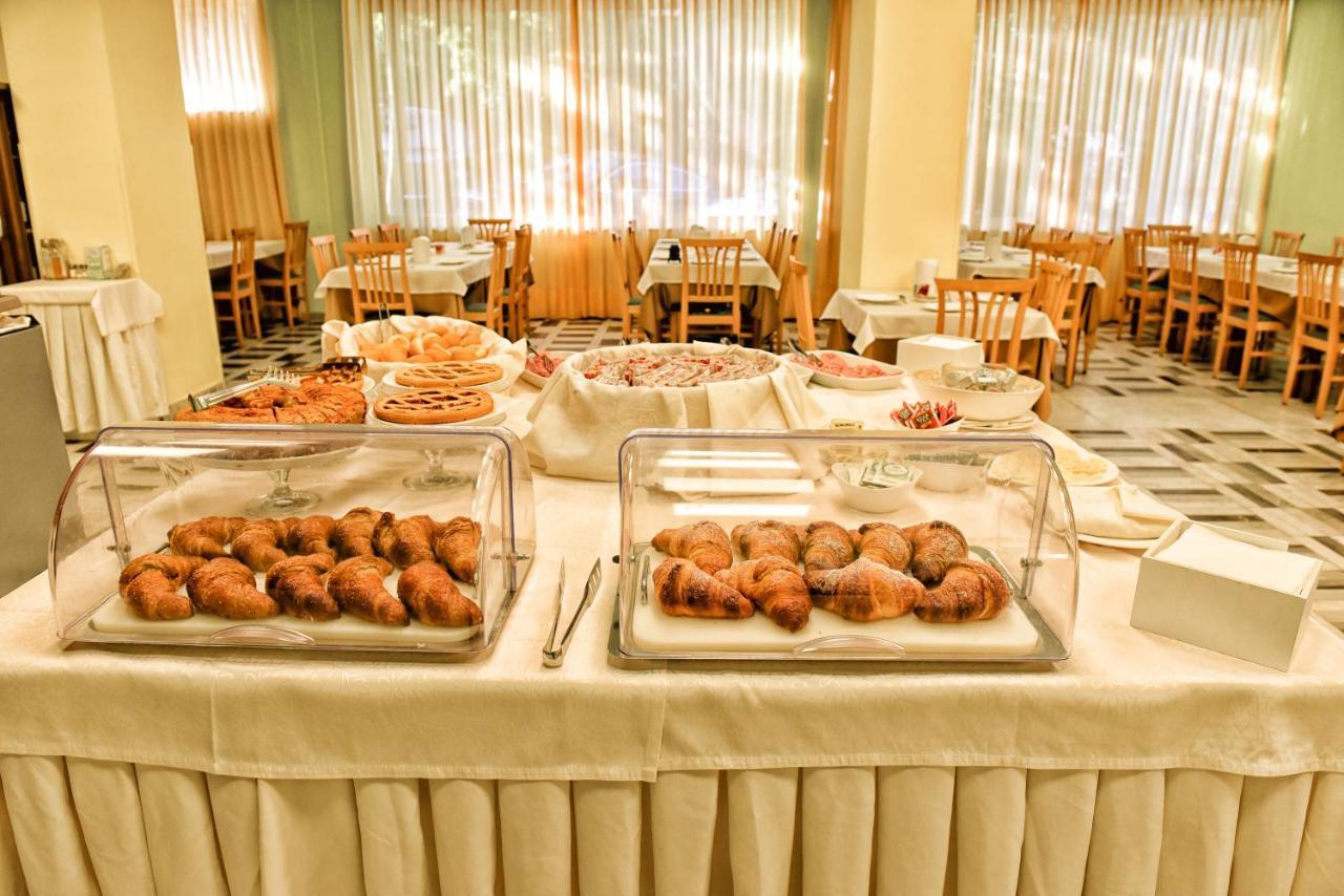 Grand Hotel Delle Terme Terme Luigiane エクステリア 写真